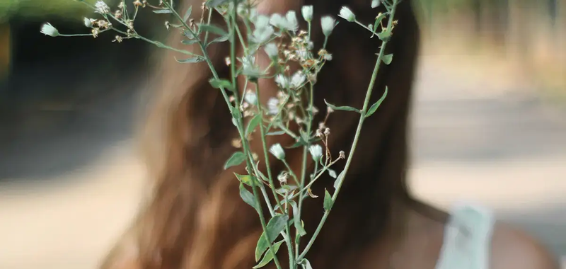 jeune fille puberté fleur règles